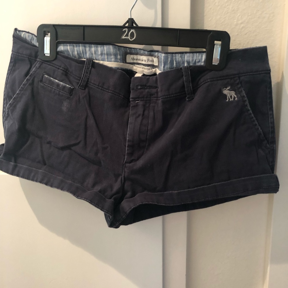 A & F navy twill shorts